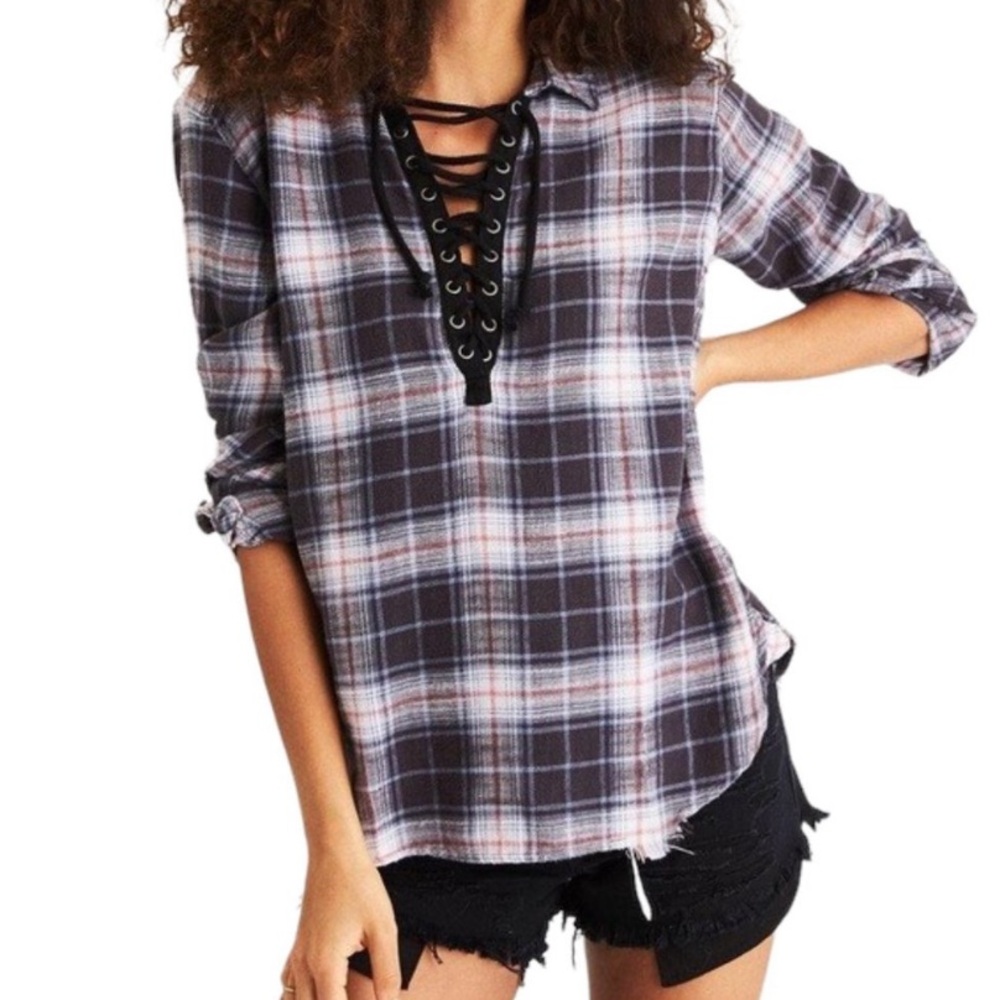 American Eagle • Distressed Flannel